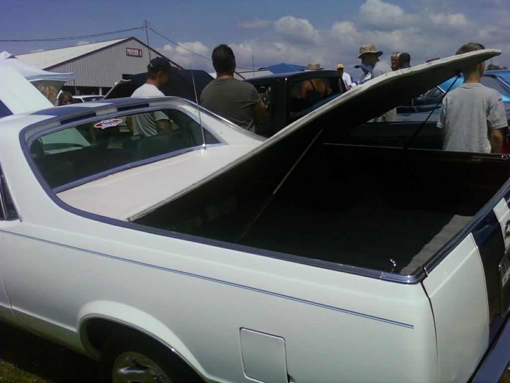 2 piece Bed Covers know who makes them? El Camino Central Forum